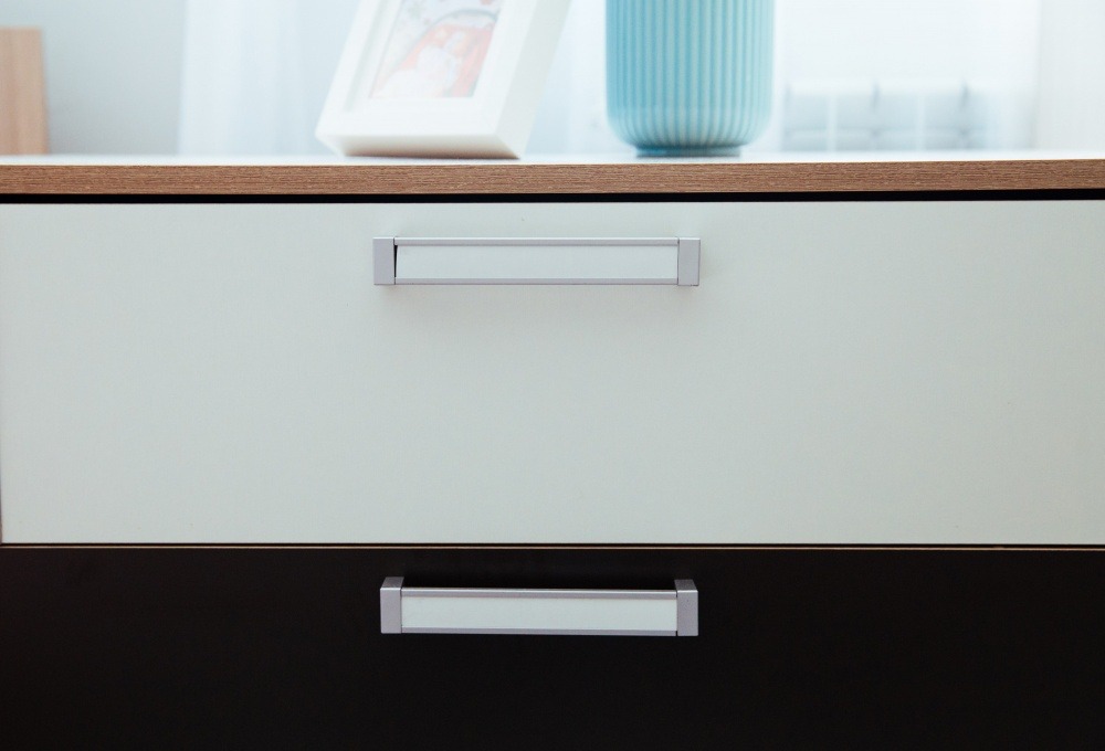 Волкер Комод М06