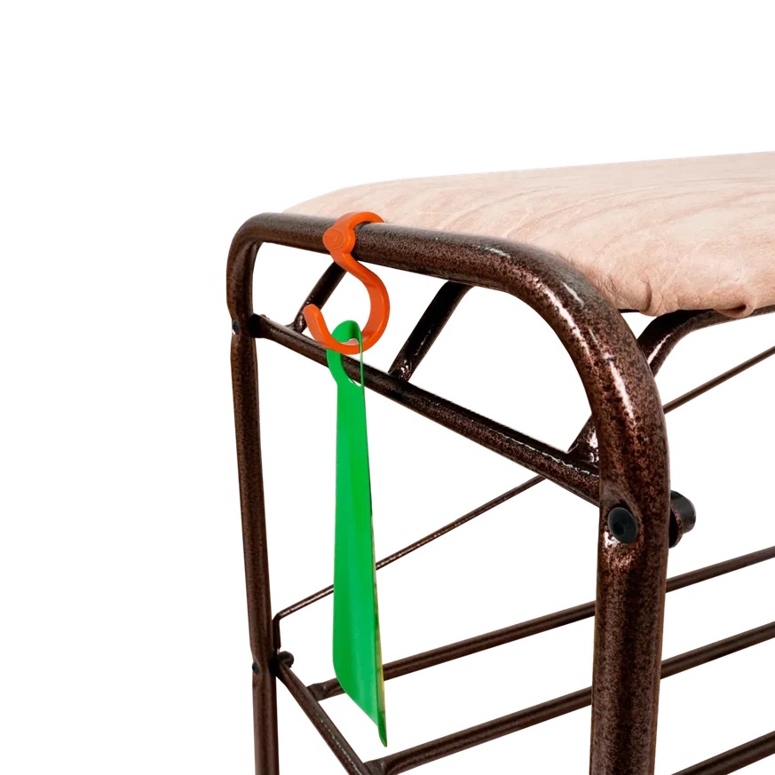 Подставка для обуви "Альфа 13" 3-х полочная с сиденьем 45 см Подставка для обуви "Альфа 13" 3-х полочная с сиденьем 45 см